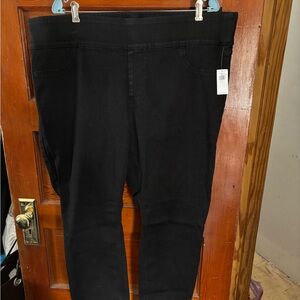 Old Navy Women's Black Skinny Pants